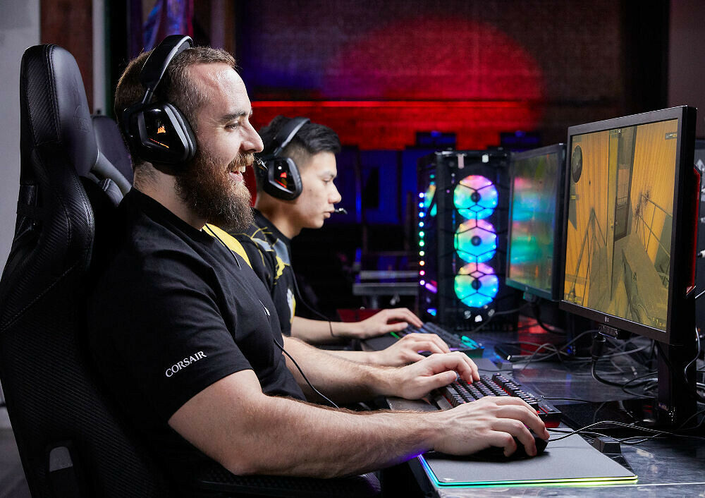 Corsair T1 Race - Noir / Rouge (image:2)