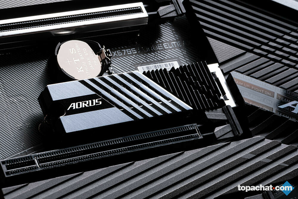 SSD NVME GIGABYTE AORUS GEN4 7000S SSD 1TO ( COMPATIBLE PS5