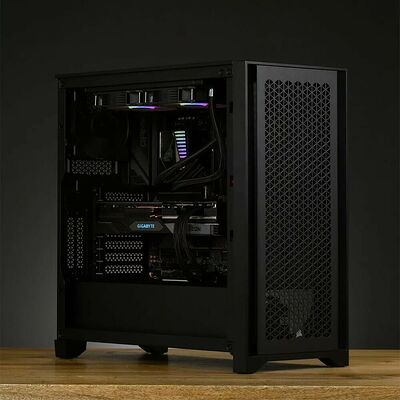 PC Gamer STROMBOLI BLACK