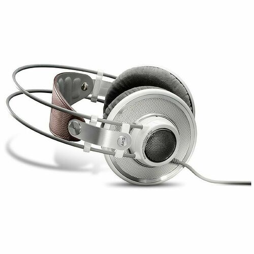AKG K701