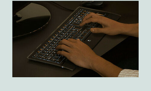 Logitech Illuminated K740 (AZERTY)