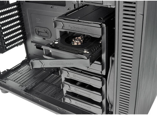 Thermaltake Suppressor F51