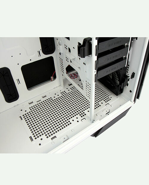 In Win 707, Blanc/Noir