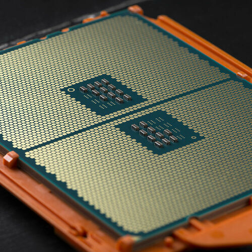 AMD Ryzen Threadripper 1950X (3.4 GHz)