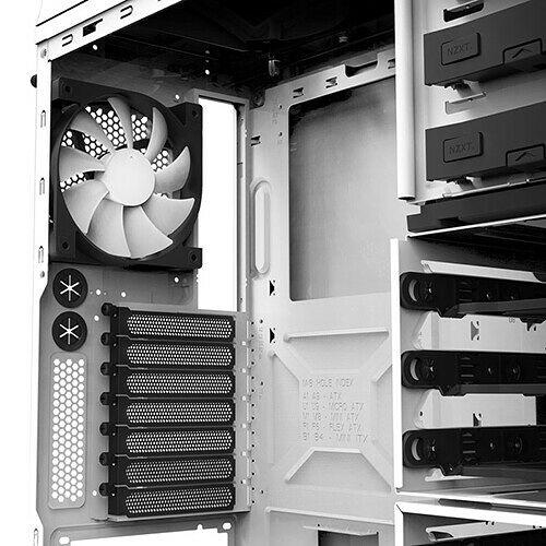 NZXT Phantom 240, Blanc