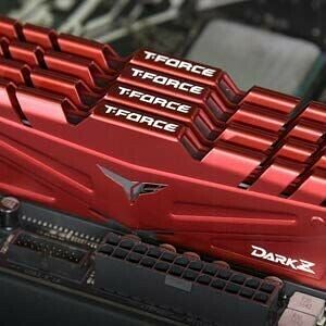 DDR4 T-FORCE Dark Z Rouge - 32 Go (2 x 16 Go) 3600 MHz - CAS 18