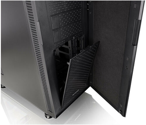 Thermaltake Suppressor F31