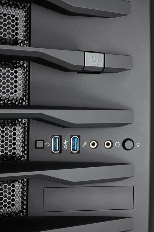 Corsair Carbide Air 740, Noir