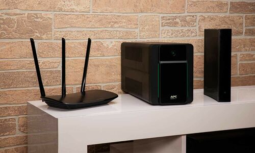 APC Back-UPS 1600VA - 6 prises IEC