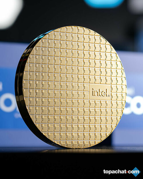 Intel Core i9-12900K (3.2 GHz)