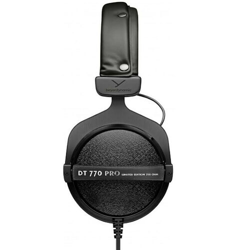 Beyerdynamic DT 770 PRO (250 ohms) - Limited Black
