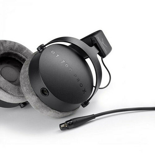Beyerdynamic DT 700 PRO X