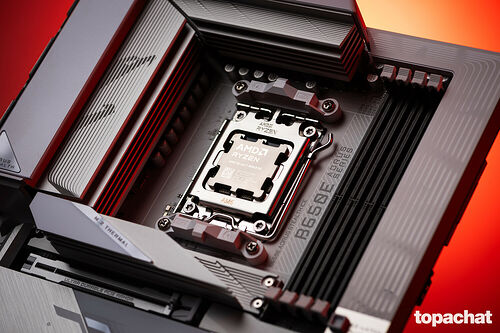 GIGABYTE B650E AORUS STEALTH ICE