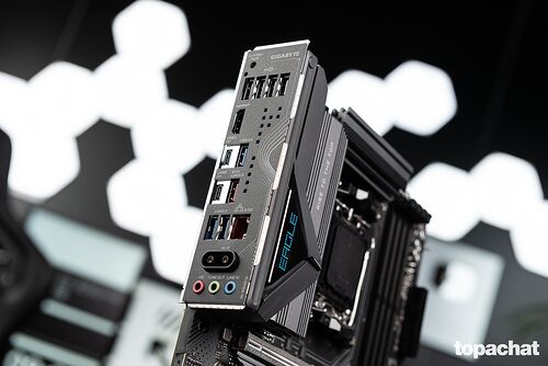 GIGABYTE X870 EAGLE WIFI7