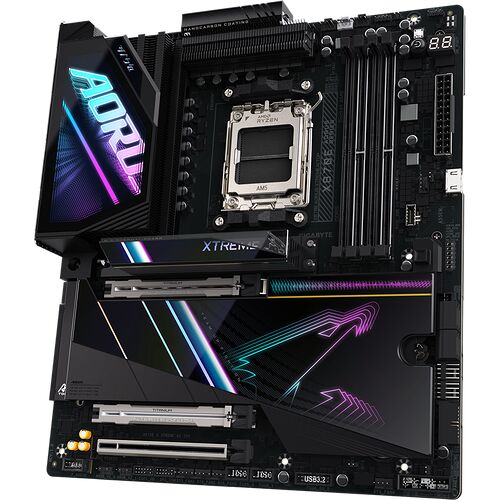 GIGABYTE X870E AORUS XTREME AI TOP