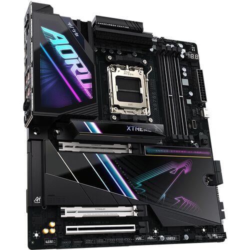 GIGABYTE X870E AORUS XTREME AI TOP