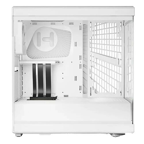 Boîtier PC blanc de la marque HYTE avec une structure minimaliste et une paroi latérale transparente.