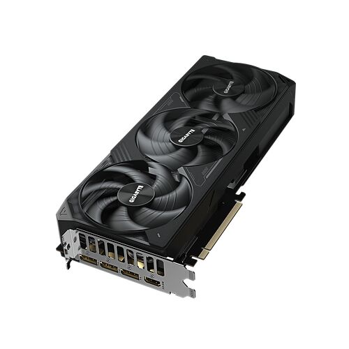 Carte graphique Gigabyte avec trois ventilateurs noirs et un dissipateur thermique imposant.