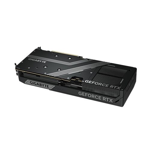 Carte graphique Gigabyte GeForce RTX noire avec un design de dissipateur thermique texturé.