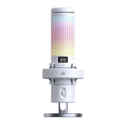 Microphone Corsair blanc avec un éclairage RGB multicolore en dégradé sur le corps cylindrique et un petit écran digital affichant des chiffres.