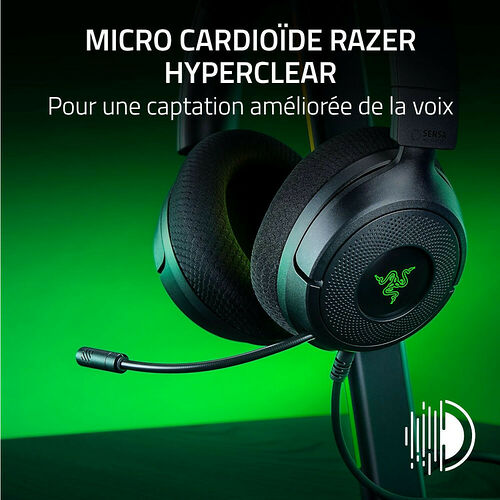 Casque Razer avec technologie HyperClear, doté d'un micro cardioïde intégré pour une captation vocale améliorée. Le casque est de couleur noire avec le logo Razer en vert.