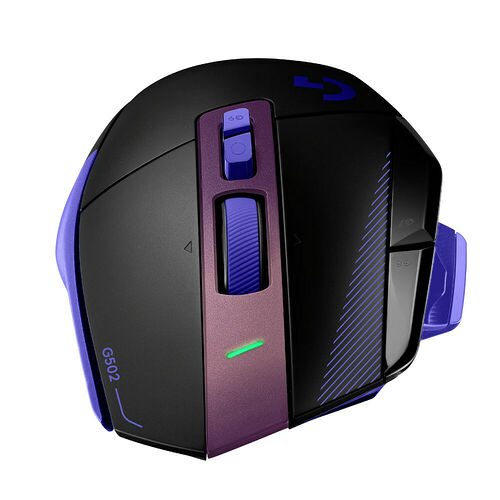 Souris gaming Logitech G502 de couleur noire et violette avec molette de défilement bleue et boutons latéraux.