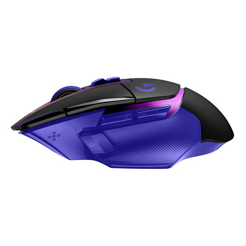 Souris gaming Logitech de couleur violette et noire avec des détails lumineux.