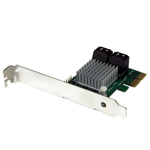 Carte réseau PCIe avec un dissipateur thermique en métal argenté et deux ports de connexion noirs.