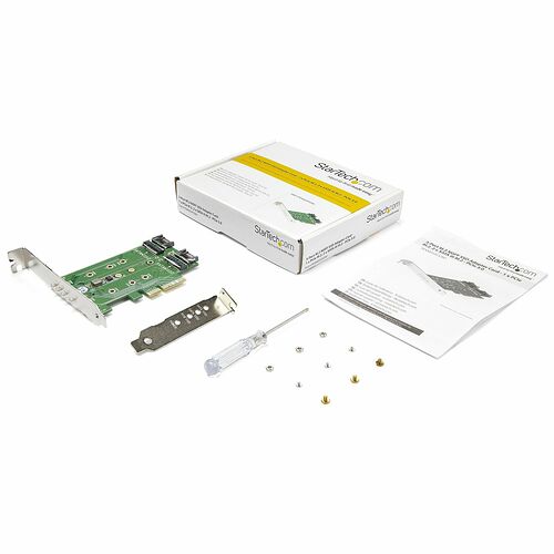 Carte d'extension StarTech.com avec son kit de montage comprenant une carte PCIe, une équerelle métallique et un tournevis.