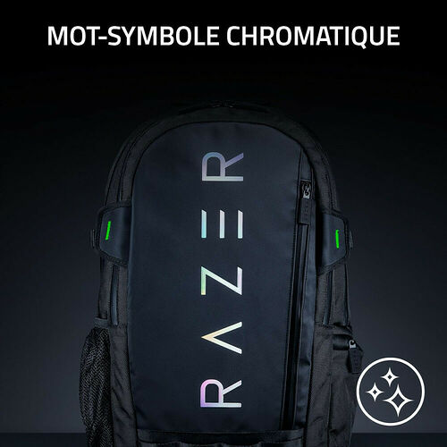 Sac à dos noir Razer avec le logo de la marque écrit verticalement en lettres colorées.