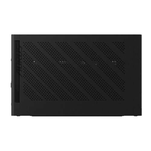 Boîtier PC noir avec une grille de ventilation striée sur la face avant et des ouvertures latérales pour le flux d'air.