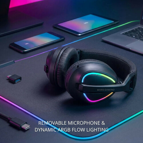 Casque gaming Mars Gaming avec éclairage ARGB dynamique et microphone amovible, posé sur un tapis de souris lumineux.