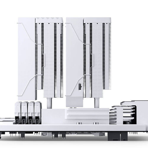 Composants électroniques blancs et structures de refroidissement sur un circuit imprimé, présentés sur un fond blanc.