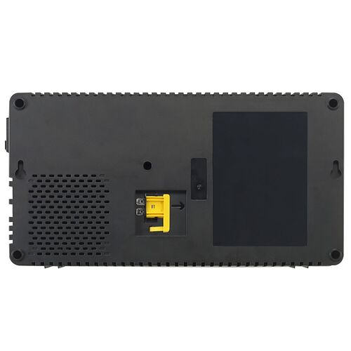 Vue arrière d'un boîtier noir avec une grille de ventilation, un emplacement pour carte SD jaune et une zone rectangulaire sombre.