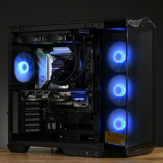 PC Gamer BLADE (Powered by MSI)