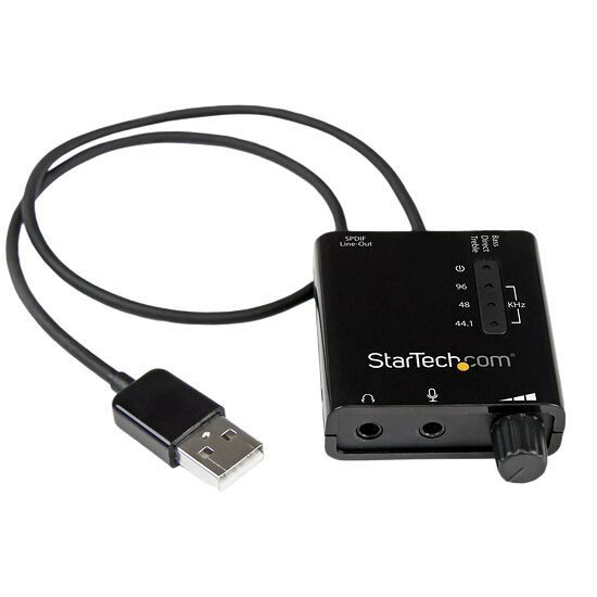Adaptateur USB vers SPDIF de StarTech.com, un petit boîtier noir avec un câble USB et des commandes pour régler les basses et les aigus.