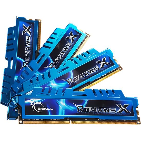 Kit de quatre barrettes de mémoire RAM G.Skill Ripjaws X de couleur bleue avec un dissipateur thermique texturé.