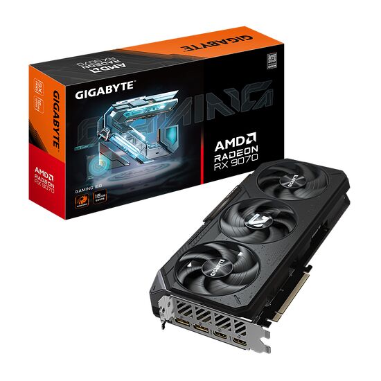 Carte graphique Gigabyte avec processeur AMD Radeon RX 9070, présentée avec sa boîte d'emballage noire et orange. La carte possède trois ventilateurs de refroidissement.