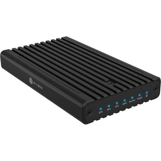 Boîtier externe Icy Box avec design à ailettes de refroidissement noires et indicateurs LED de statut en façade.