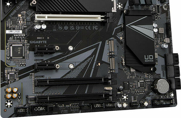 Gigabyte Z690 UD DDR4 (image:5)