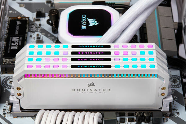 DDR4 Corsair Dominator Platinum RGB Blanc - 32 Go (4 x 8 Go) 3600 MHz - CAS 18 (image:2)