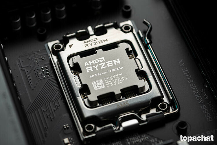 AMD Ryzen 7 7800X3D (4.2 GHz) (image:2)