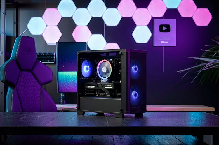 PC Gamer SABER (image:2)