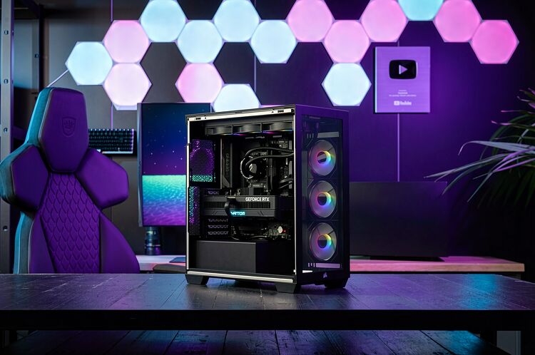 PC Gamer GLADIATOR (image:2)