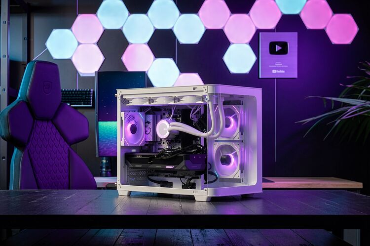 PC Gamer BRIGHT (image:2)