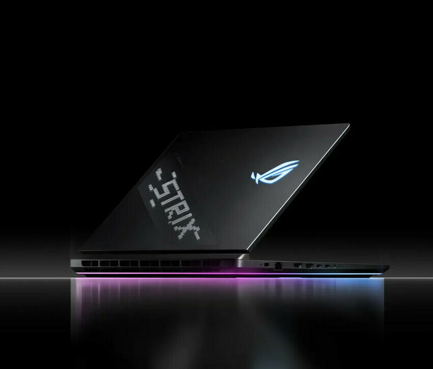 Asus ROG Strix SCAR 18 (G835LW-SA139W) (image:3)