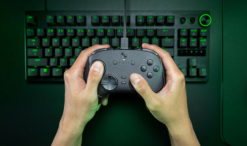Razer Wolverine V3 Tournament Edition - PC (image:3)