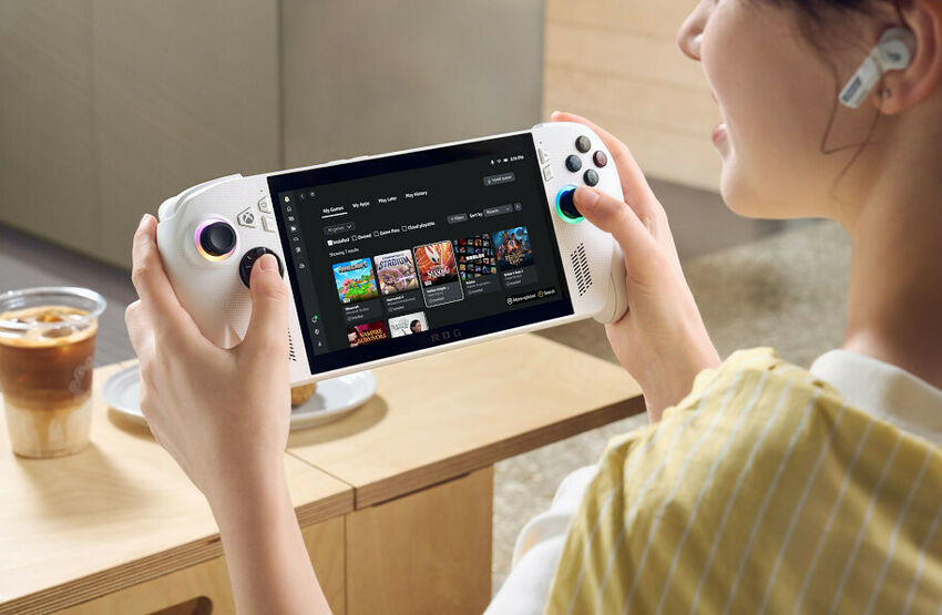 Asus ROG Xbox Ally (RC73YA-NH002W) (image:4)
