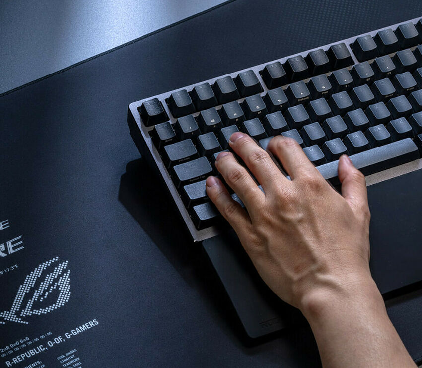 Asus ROG Azoth 96 HE (AZERTY) (image:3)